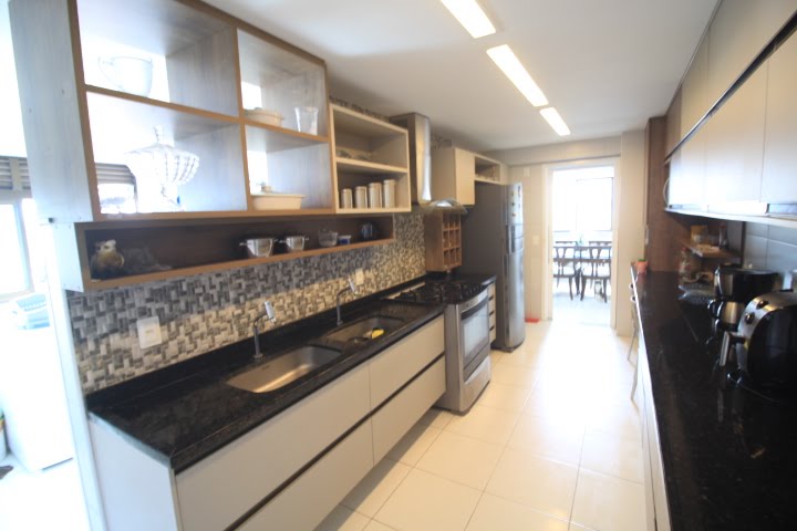 Apartamento à venda com 4 quartos, 4 suítes, 3 vagas e 204m² no Madalena, Recife (PE) — foto 11 de 30