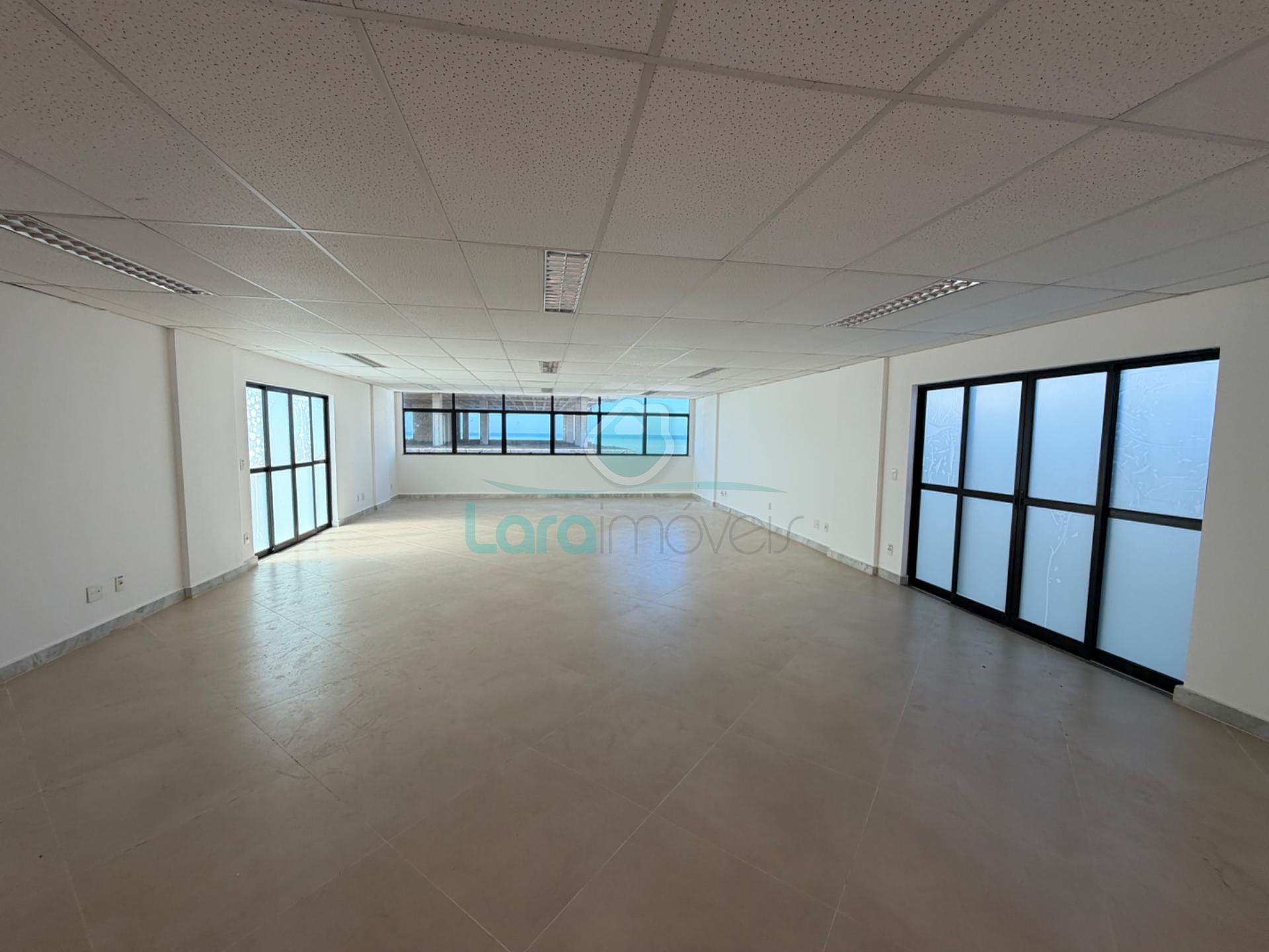 Comercial para alugar com 2 vagas e 188m² no Praia Campista, Macaé (RJ) — foto 15 de 26