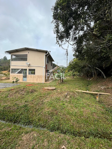 Sítio à venda em Santa Teresa com 2 quartos e 7082m²