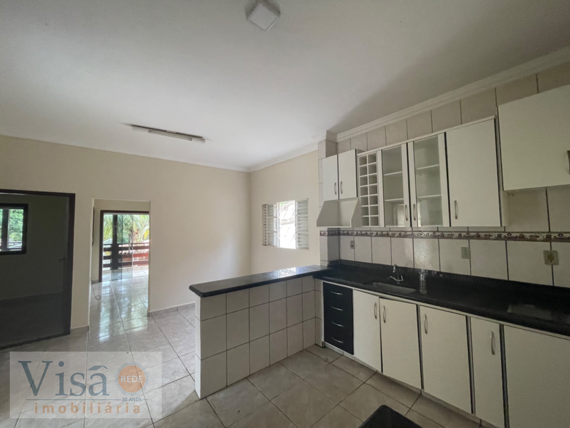 Casa à venda com 3 quartos, 1 suíte, 3 vagas e 180m² no Santana, Paracatu (MG) — foto 3 de 22