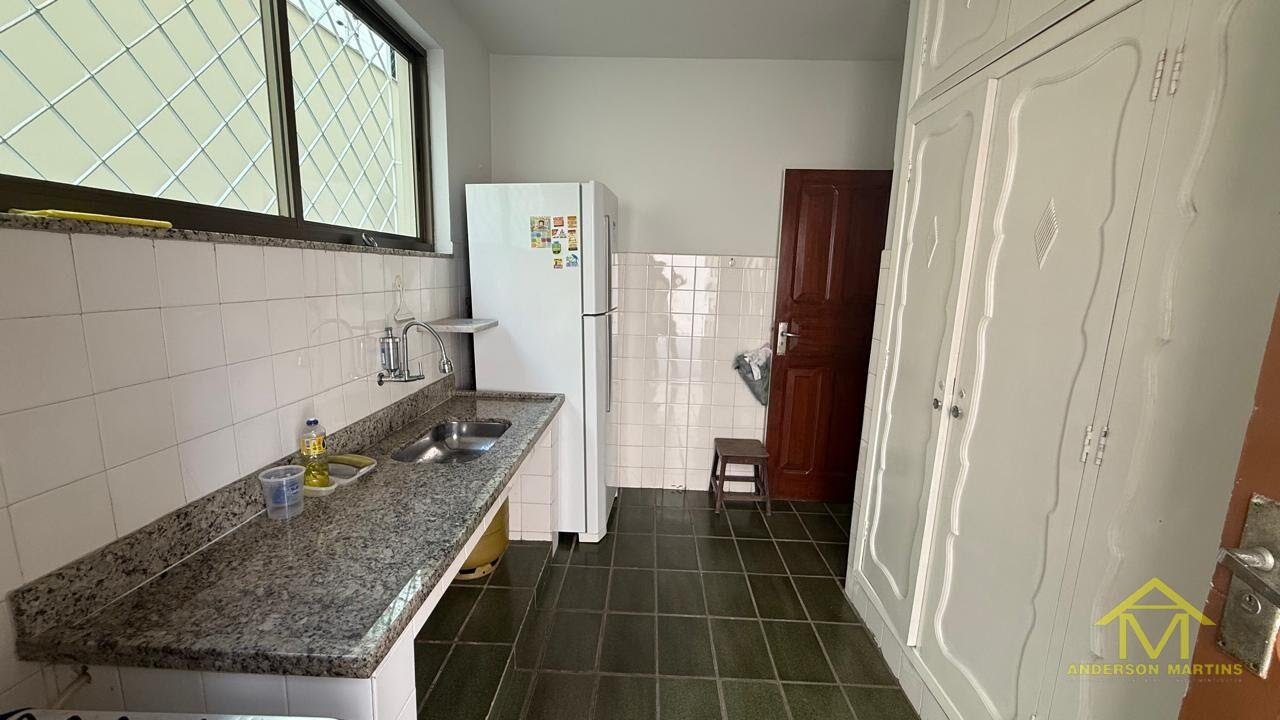 Casa à venda com 5 quartos, 3 banheiros, 3 vagas e 254m² no Praia da Costa, Vila Velha (ES) — foto 13 de 19
