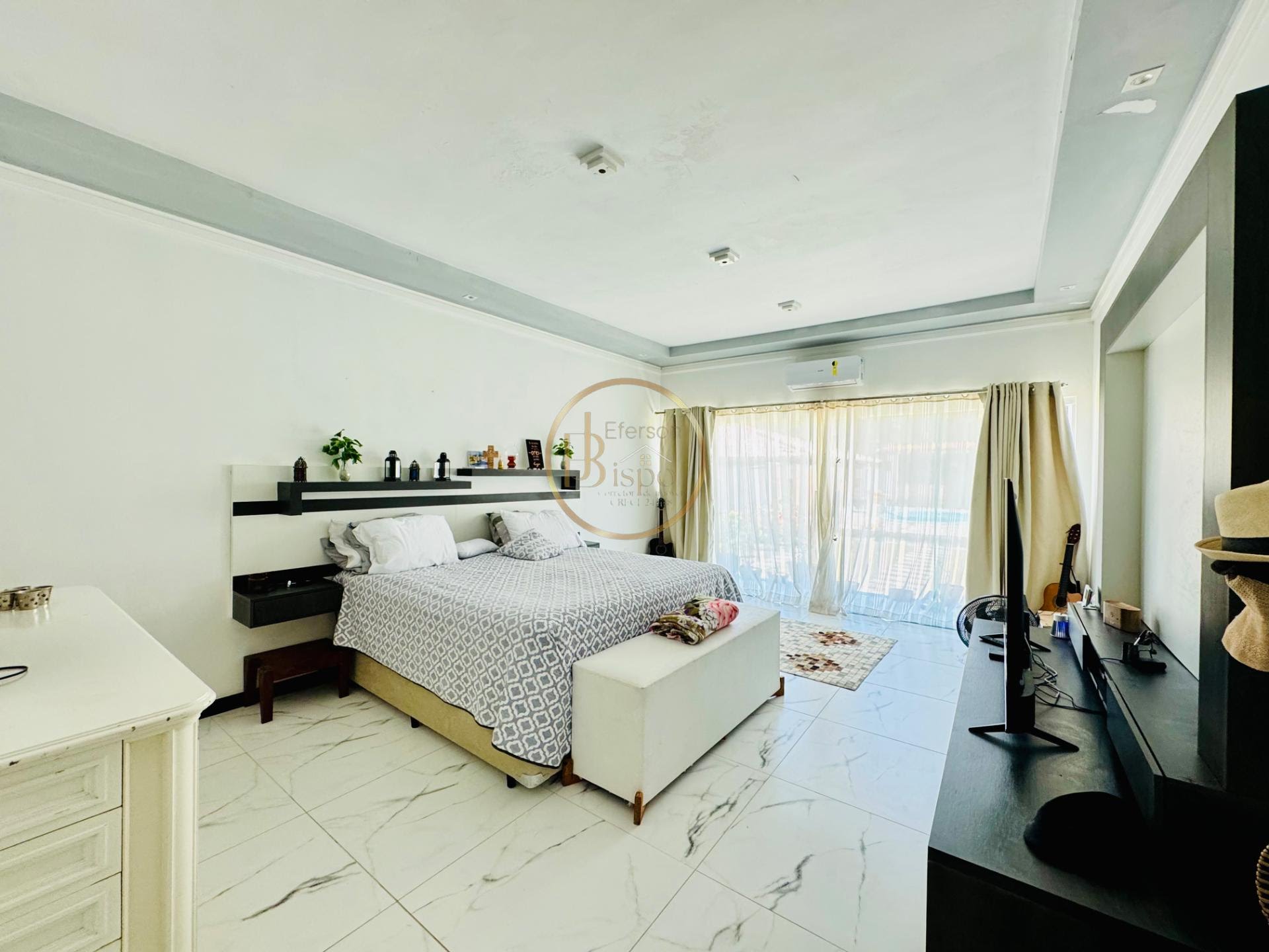 Casa à venda com 4 quartos, 3 suítes, 10 vagas e 250m² no Coroa Vermelha, Santa Cruz Cabrália (BA) — foto 14 de 23