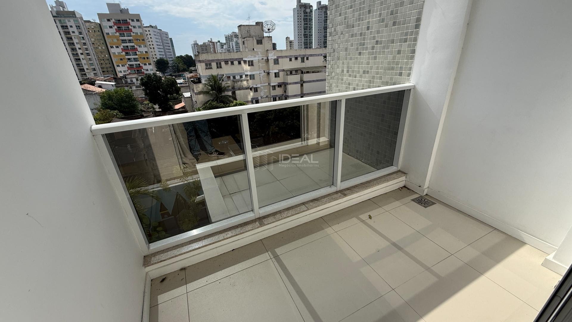 Apartamento para alugar com 2 quartos, 1 suíte, 1 vaga e 67m² no Centro, Campos dos Goytacazes (RJ) — foto 2 de 30