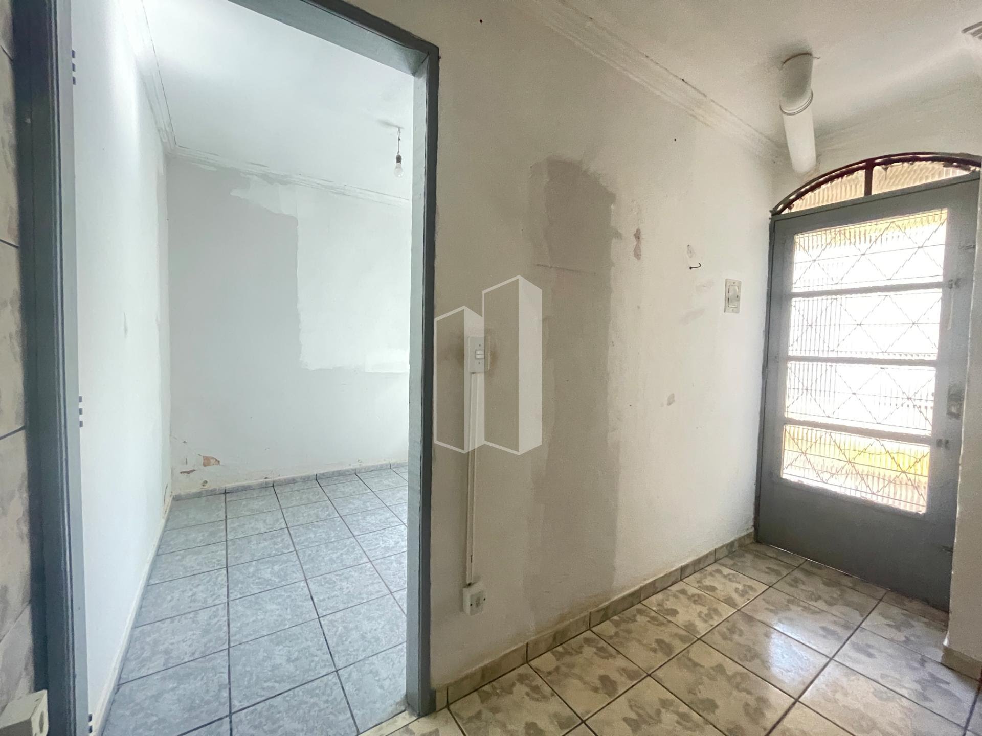 Casa à venda com 4 quartos, 1 suíte, 3 vagas e 200m² no Conjunto Residencial Aruanã I, Goiânia (GO) — foto 29 de 30