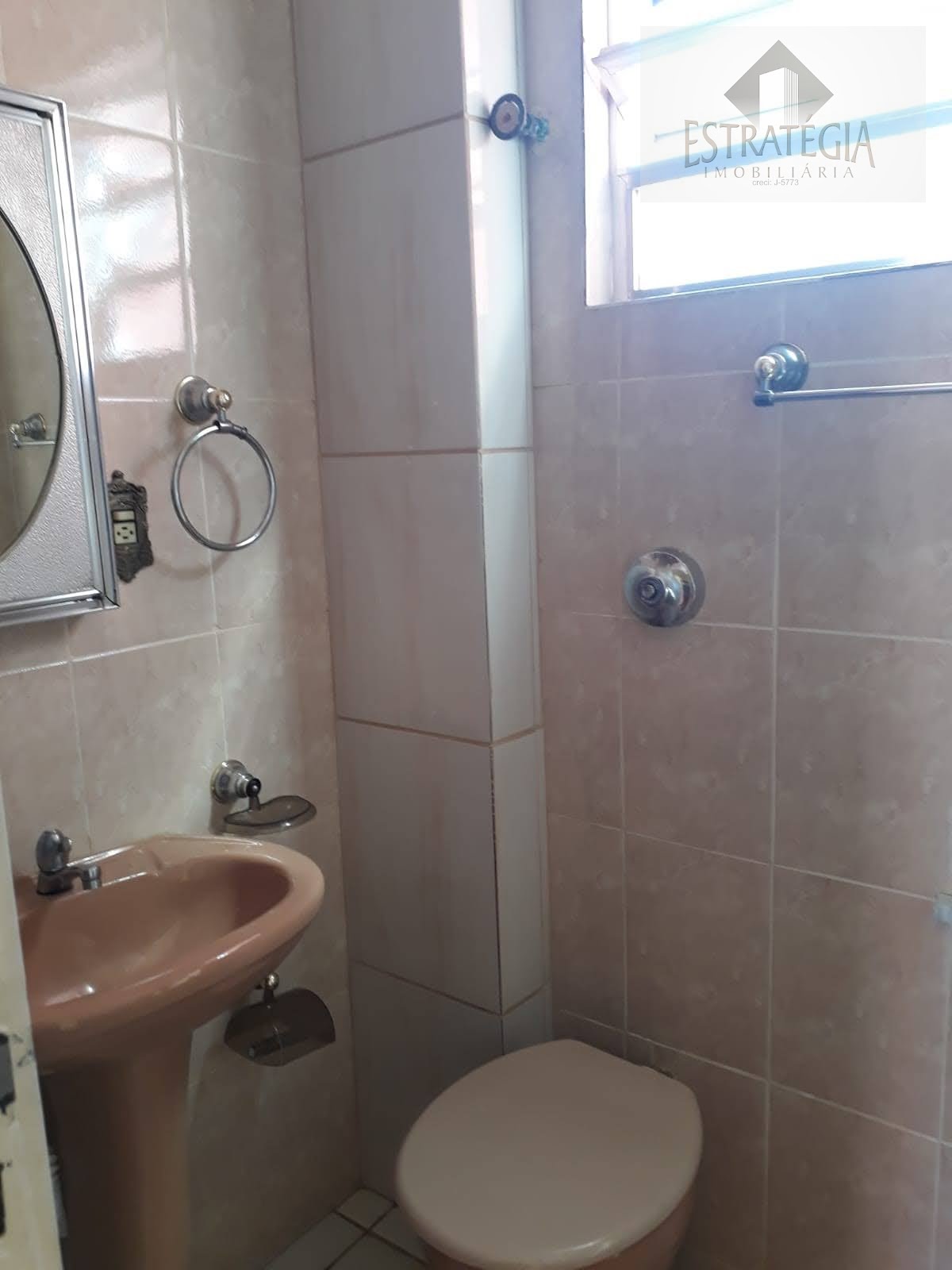 Apartamento à venda com 1 quarto, 1 banheiro e 37m² no Centro, Petrópolis (RJ) — foto 8 de 8