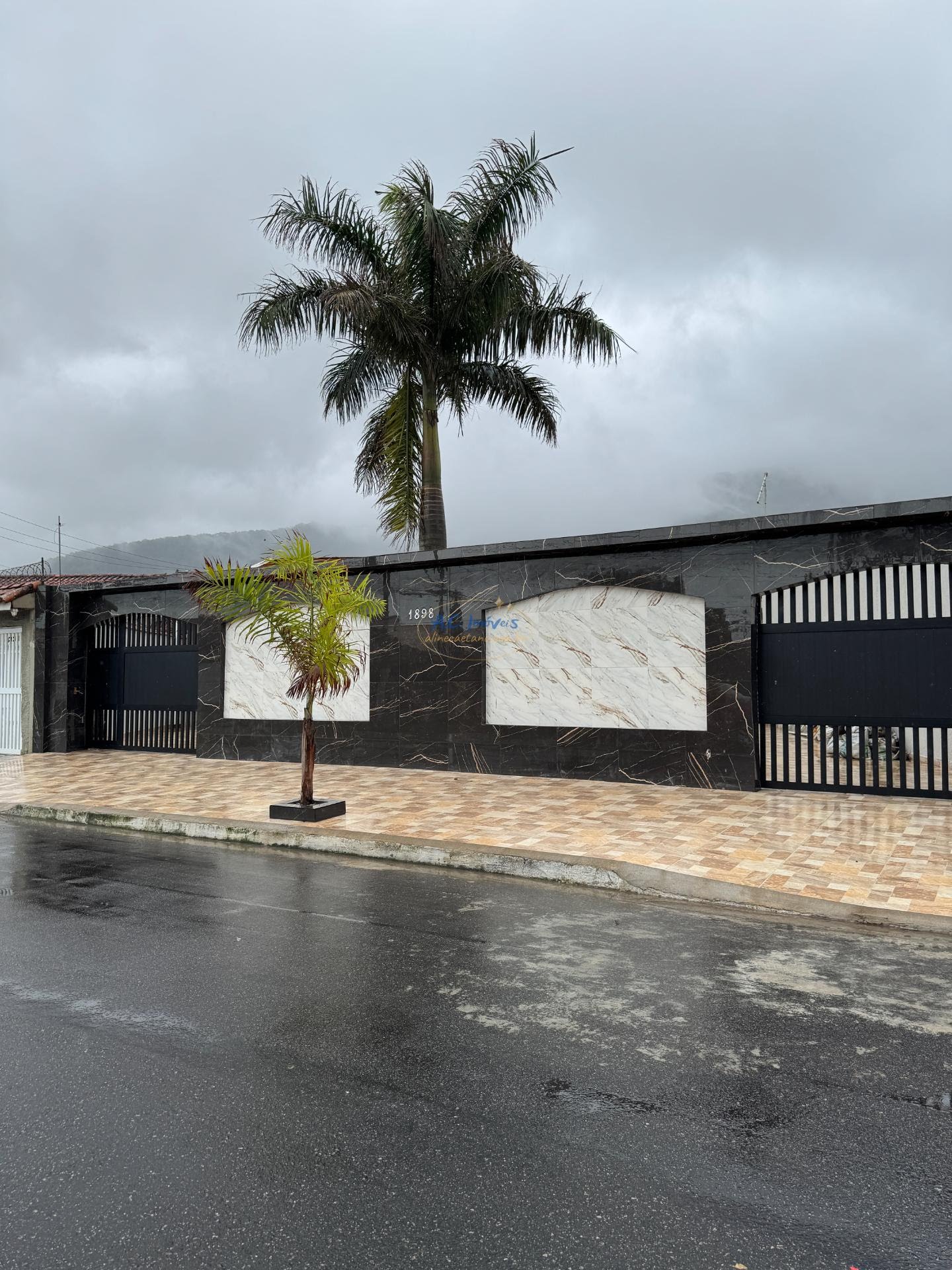 Casa à venda com 4 quartos, 3 suítes, 6 vagas e 435m² no Solemar, Praia Grande (SP) — foto 29 de 29
