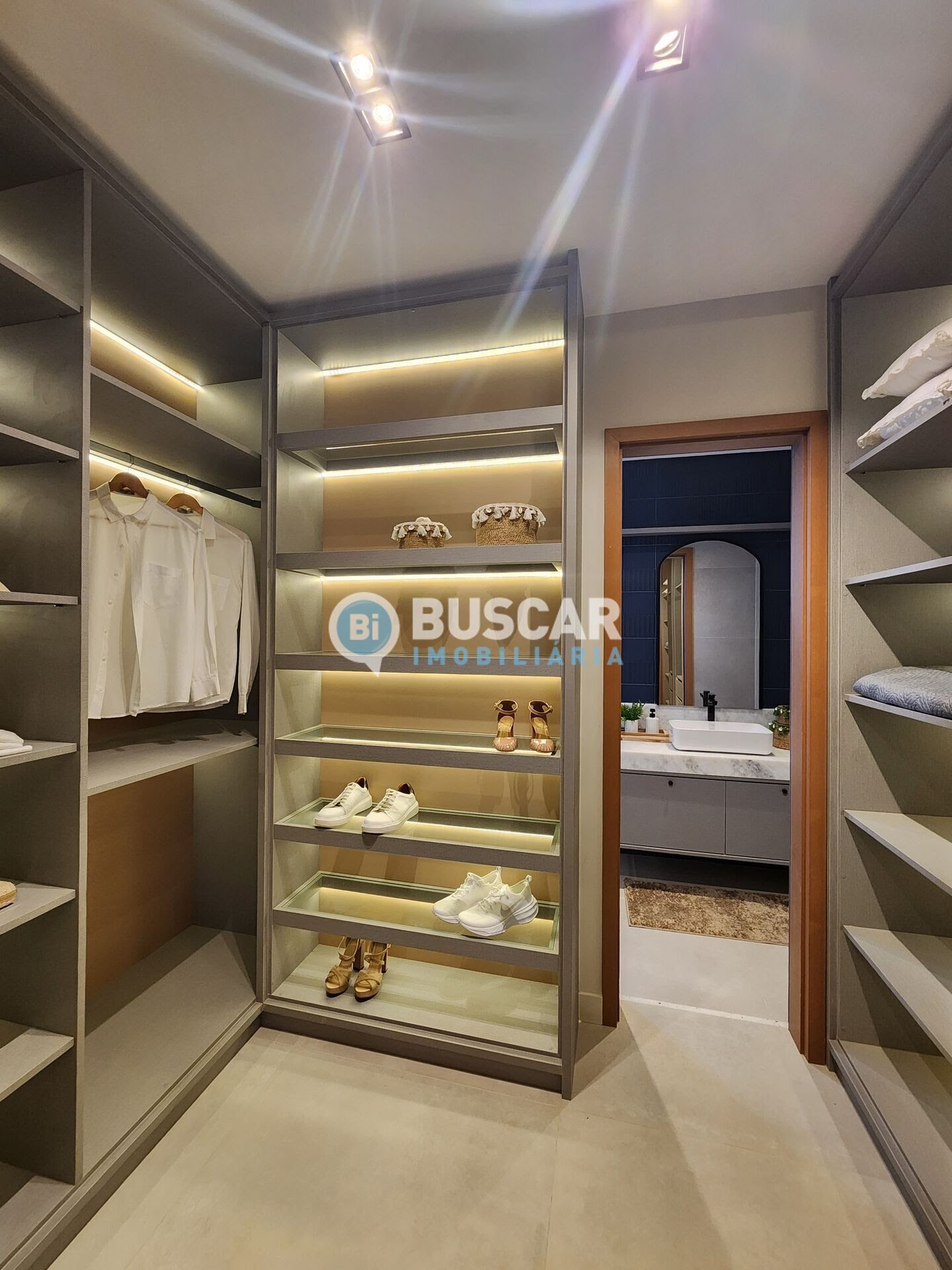 Casa à venda com 3 quartos, 3 suítes, 2 vagas e 161m² no Sim, Feira de Santana (BA) — foto 23 de 24