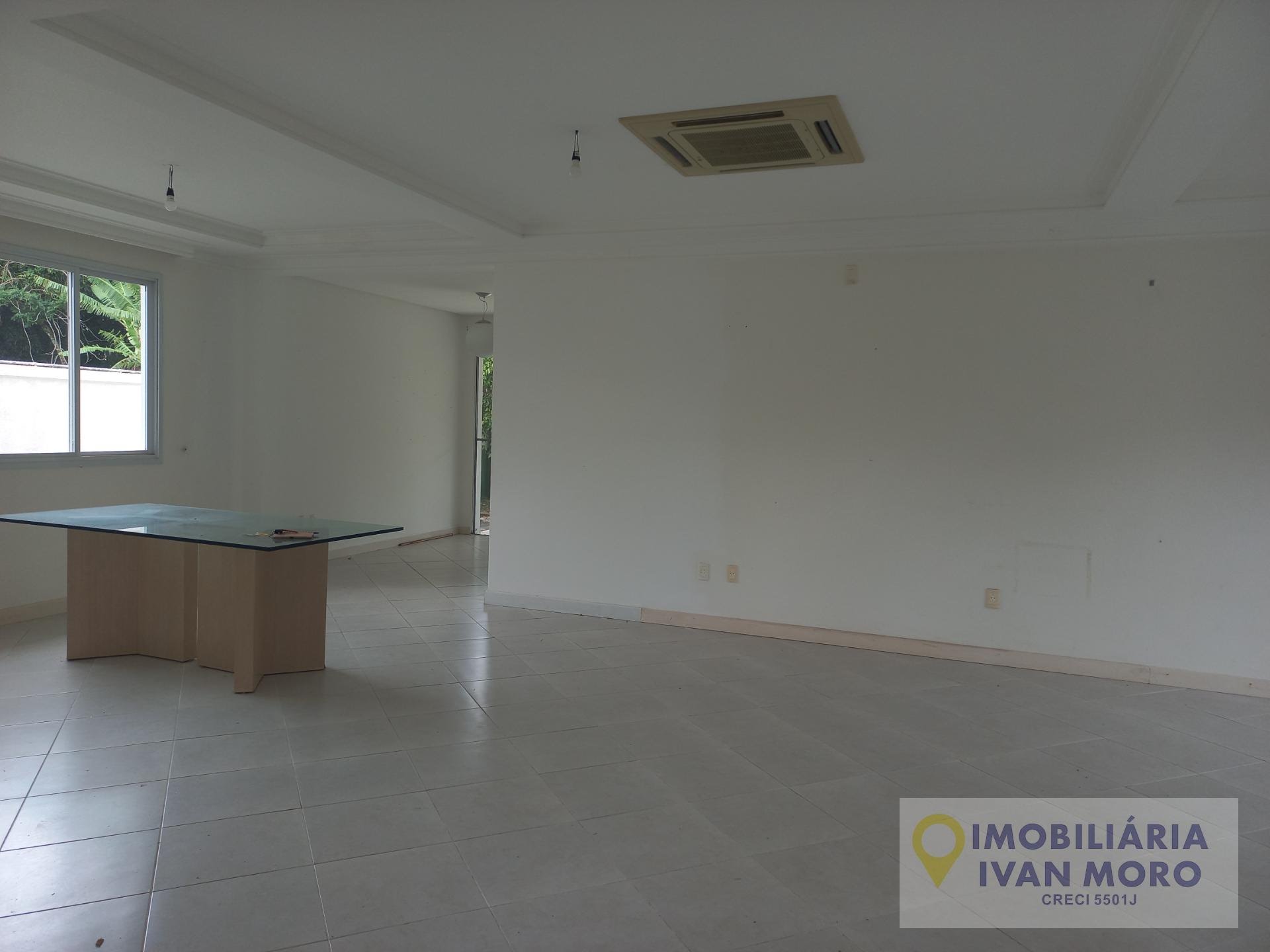 Casa à venda com 5 quartos, 3 suítes, 2 vagas e 286m² no Jurerê, Florianópolis (SC) — foto 15 de 30