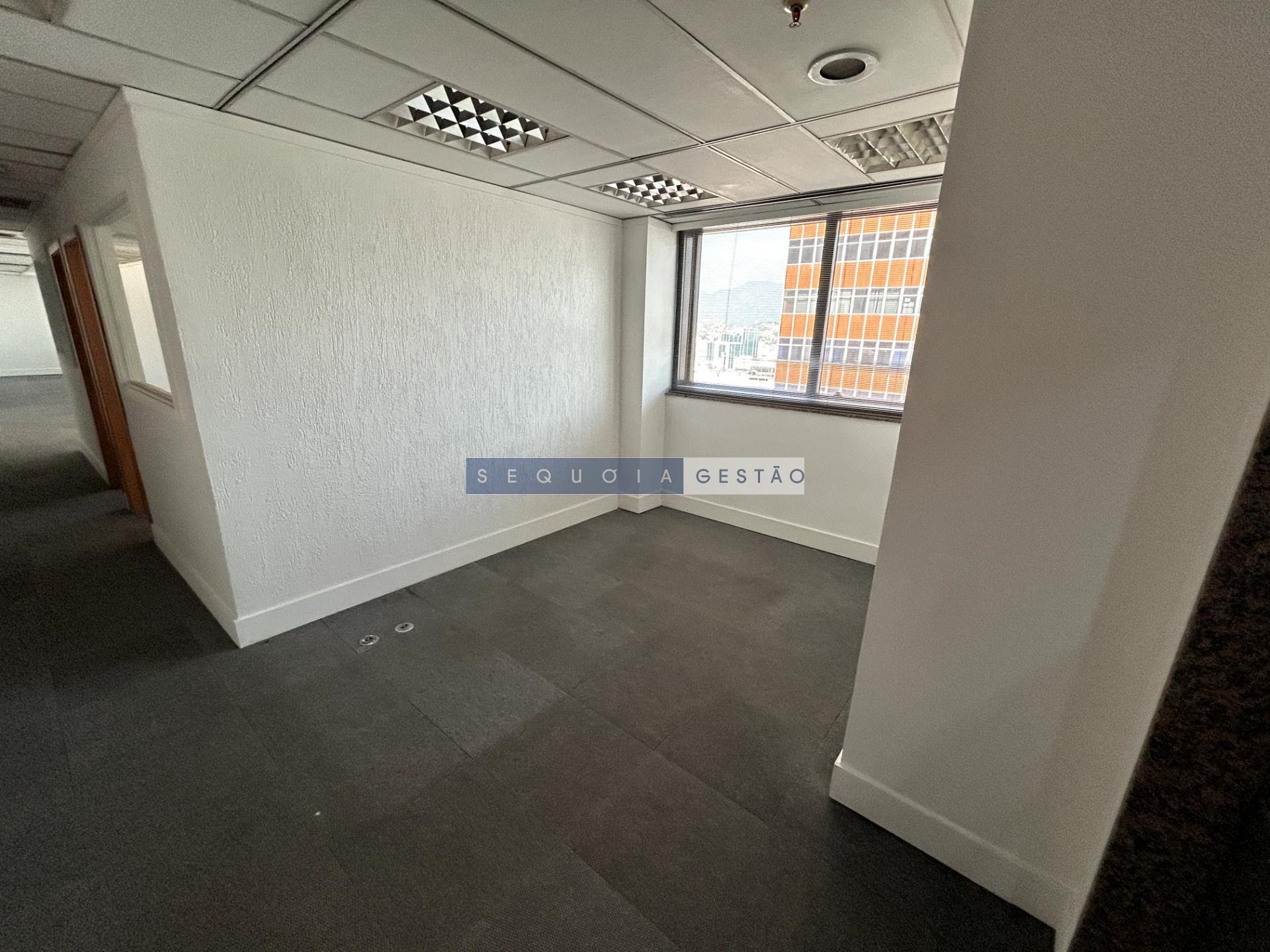 Comercial para alugar com 3 banheiros e 212m² no Centro, Rio de Janeiro (RJ) — foto 8 de 17