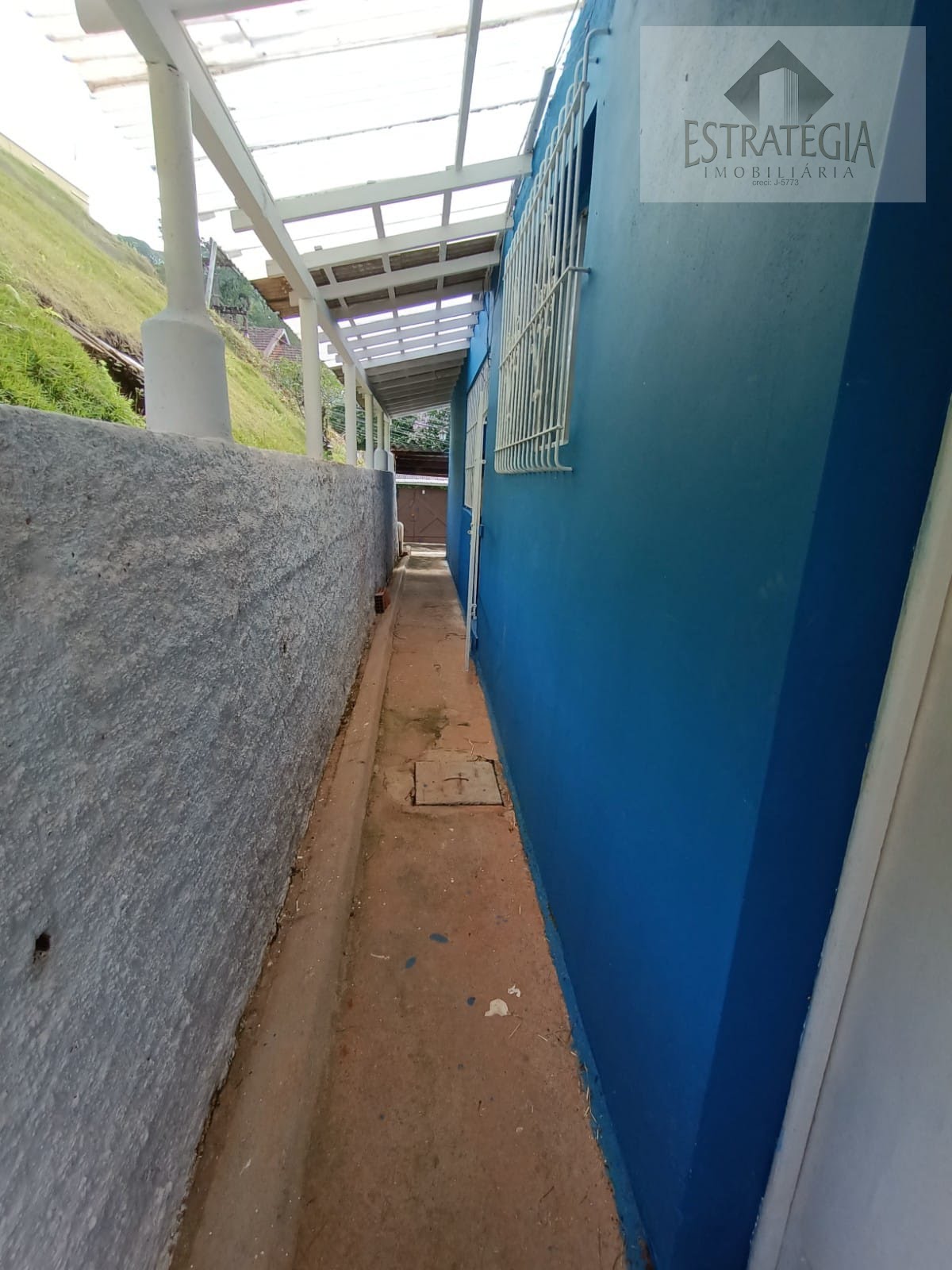 Casa à venda com 3 quartos, 1 suíte, 6 vagas e 380m² no Castelânea, Petrópolis (RJ) — foto 12 de 24