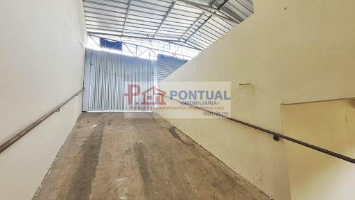 padrao trifasico, galpao de 150m2  + área de 400m2 