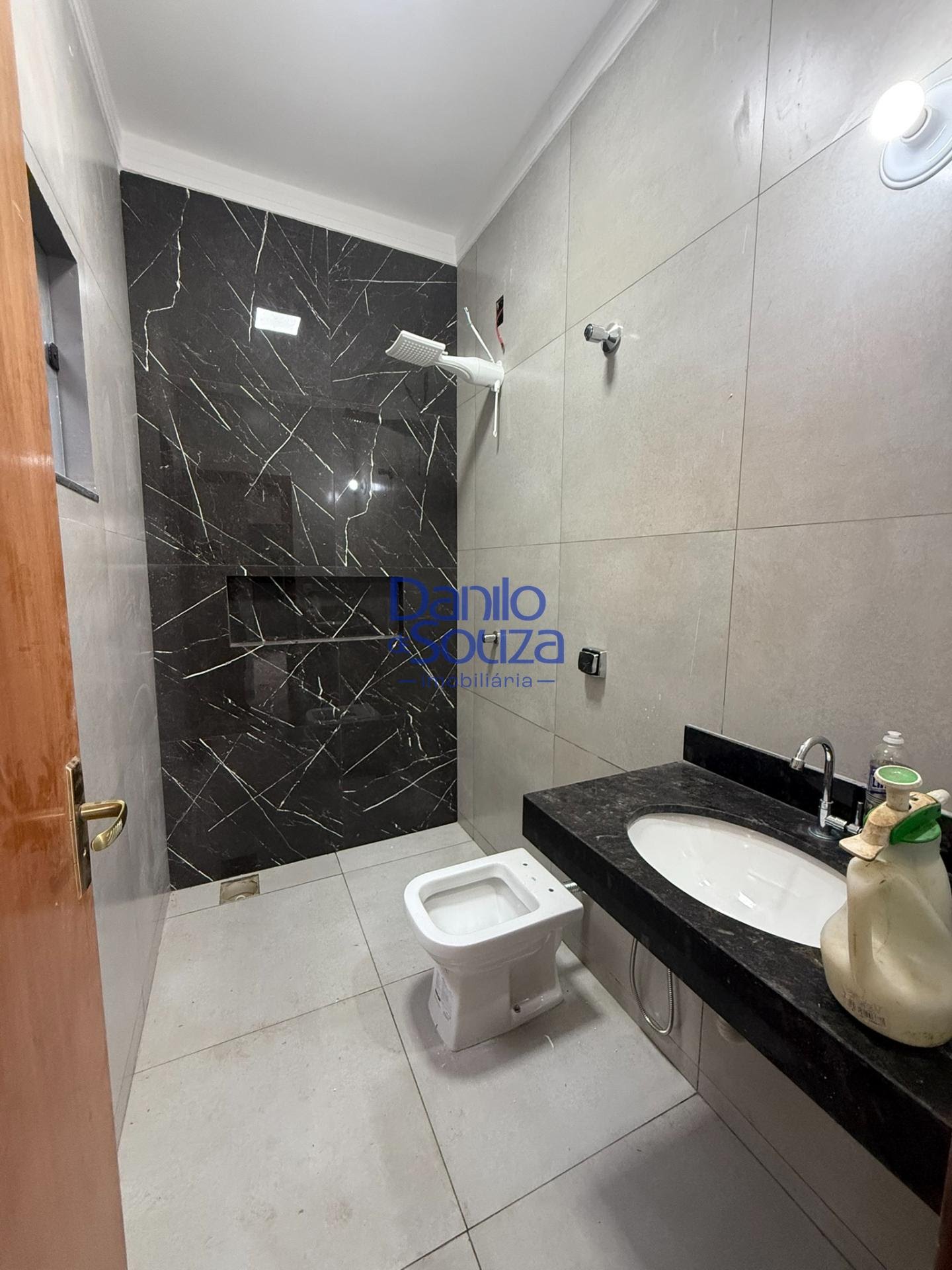 Casa à venda com 3 quartos, 1 suíte, 2 vagas e 360m² no Veredas do Belvedere, Araxá (MG) — foto 13 de 15