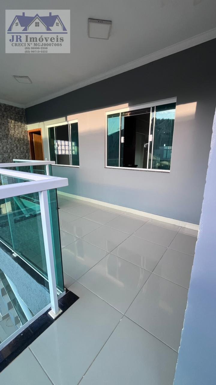 Casa à venda com 4 quartos, 2 banheiros, 1 vaga e 294m² no Centro, Piranguinho (MG) — foto 6 de 21