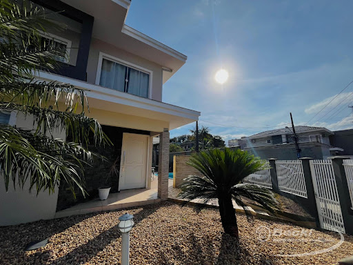 Casa averbada à venda no bairro Floresta, Joinville | 3 dorms, 146m²