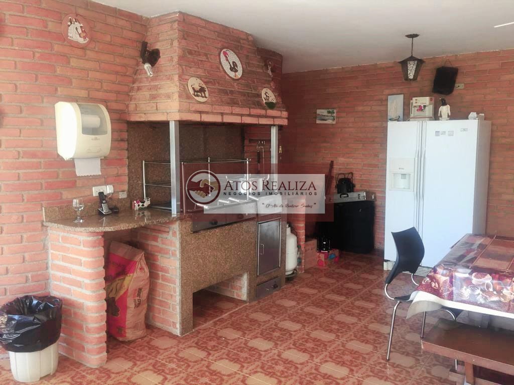 Casa à venda com 2 quartos, 2 suítes, 4 vagas e 548m² no Interlagos, São Paulo (SP) — foto 12 de 13