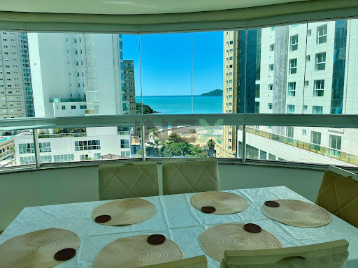 Apartamento em Pioneiros  -  Balneário Camboriú