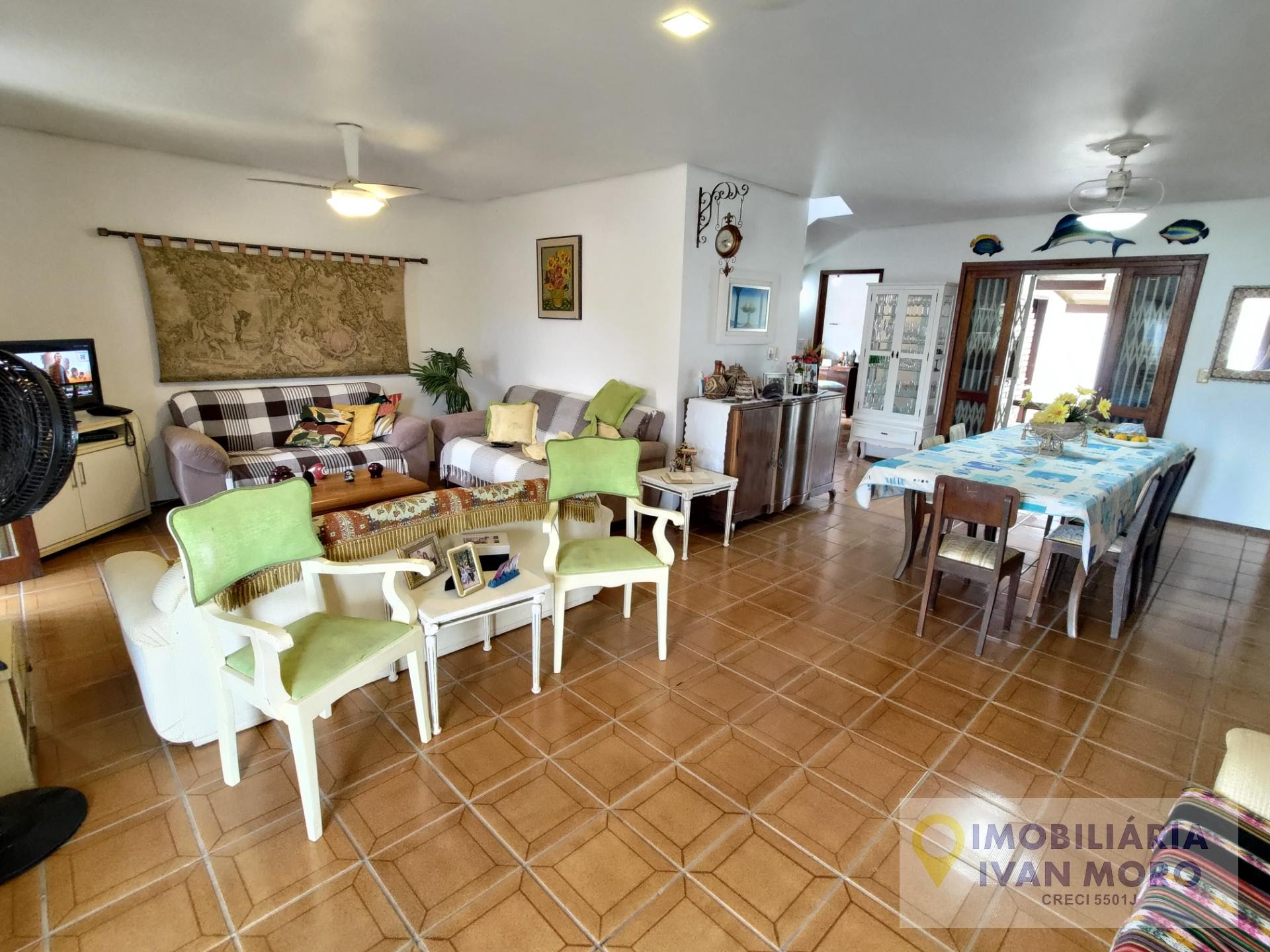 Casa para alugar com 3 quartos, 3 suítes e 2 vagas no Daniela, Florianópolis (SC) — foto 8 de 30