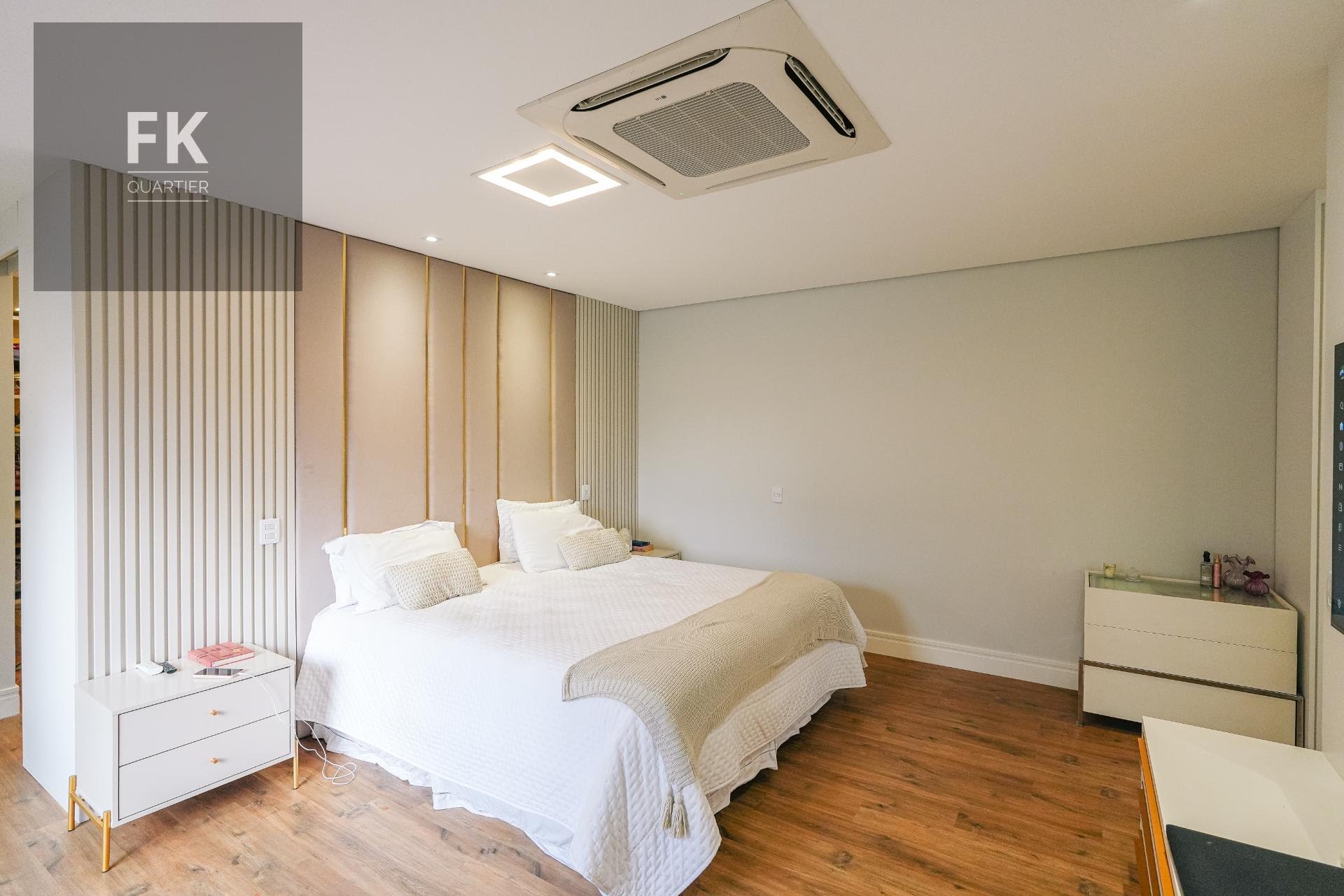 Casa à venda com 4 quartos, 4 suítes, 4 vagas e 454m² no Alphaville, Santana de Parnaíba (SP) — foto 19 de 30