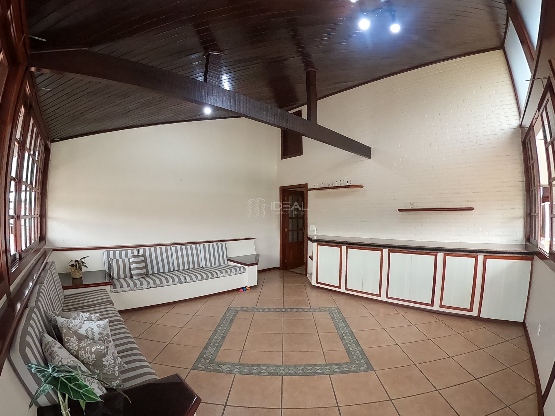 Casa à venda com 3 quartos, 2 suítes, 9 vagas e 220m² no Parque Joquei Club, Campos dos Goytacazes (RJ) — foto 27 de 30