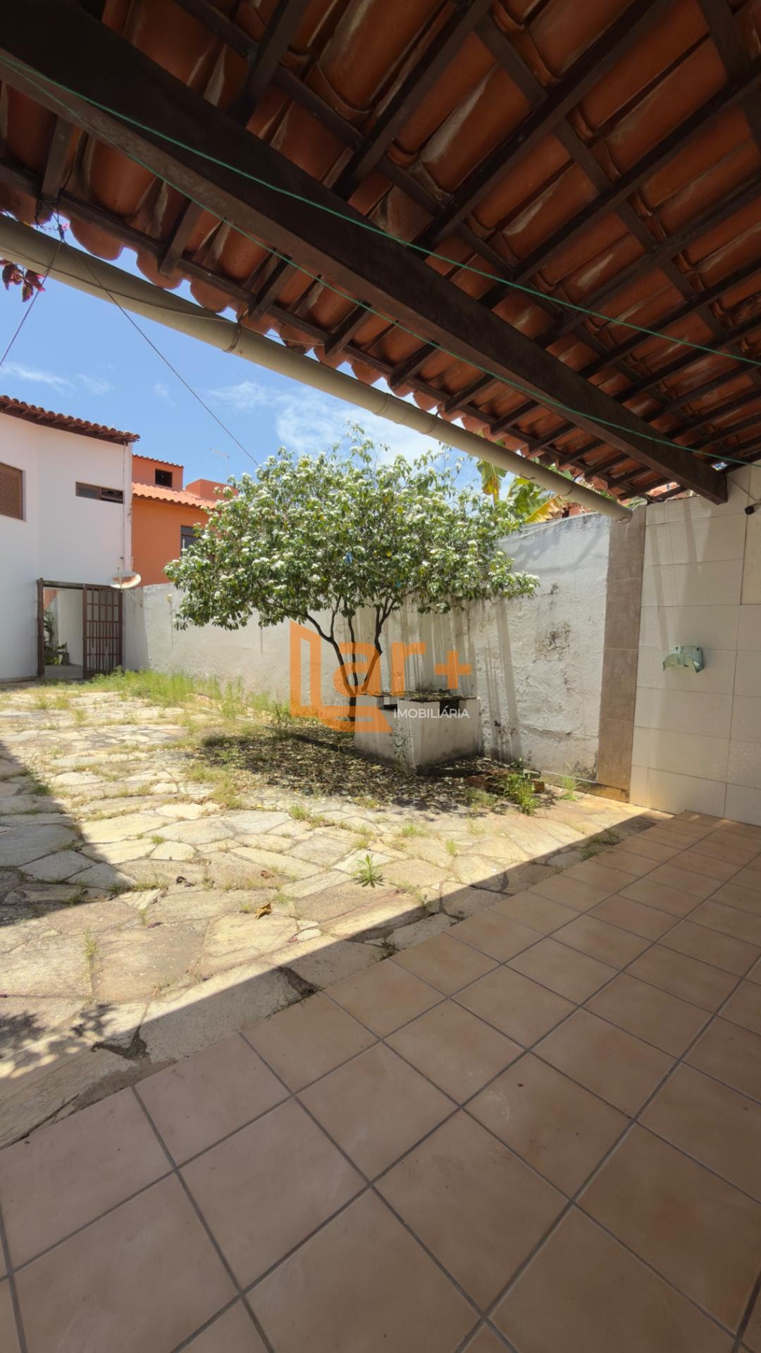 Casa à venda com 6 quartos, 3 suítes, 5 vagas e 327m² no Atalaia, Aracaju (SE) — foto 3 de 30