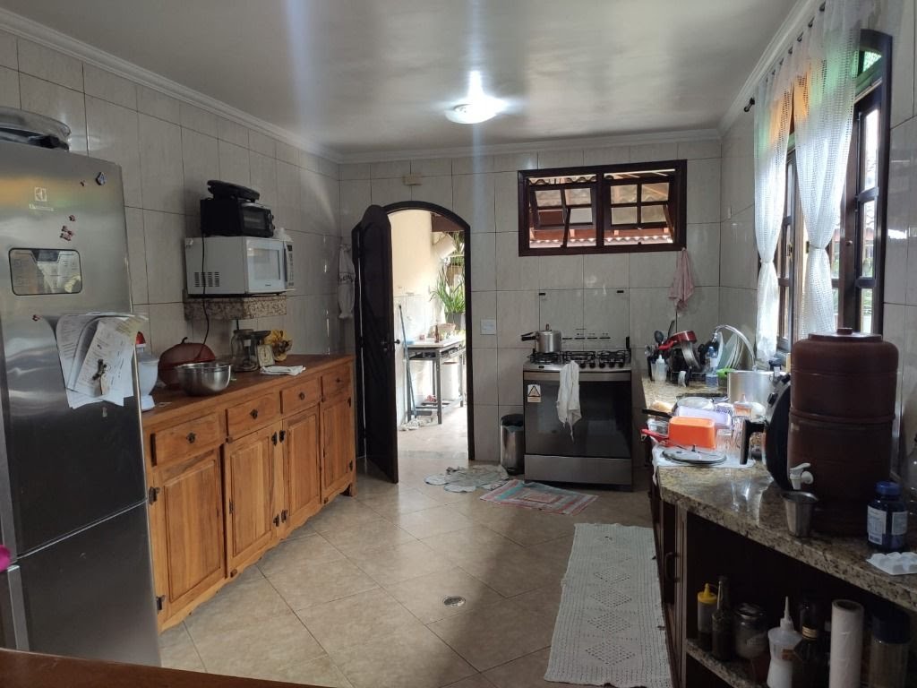 Casa à venda com 3 quartos, 3 suítes, 6 vagas e 293m² no Arujamérica, Arujá (SP) — foto 21 de 30