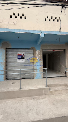 Loja/Salão em Parque Residencial Laranjeiras - Serra, ES