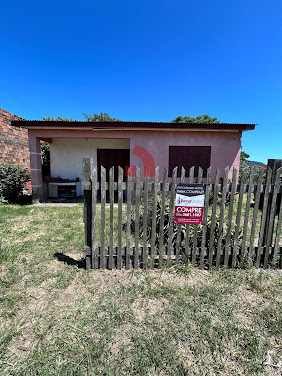 Casa no Bairro Pitangas  -  Osório