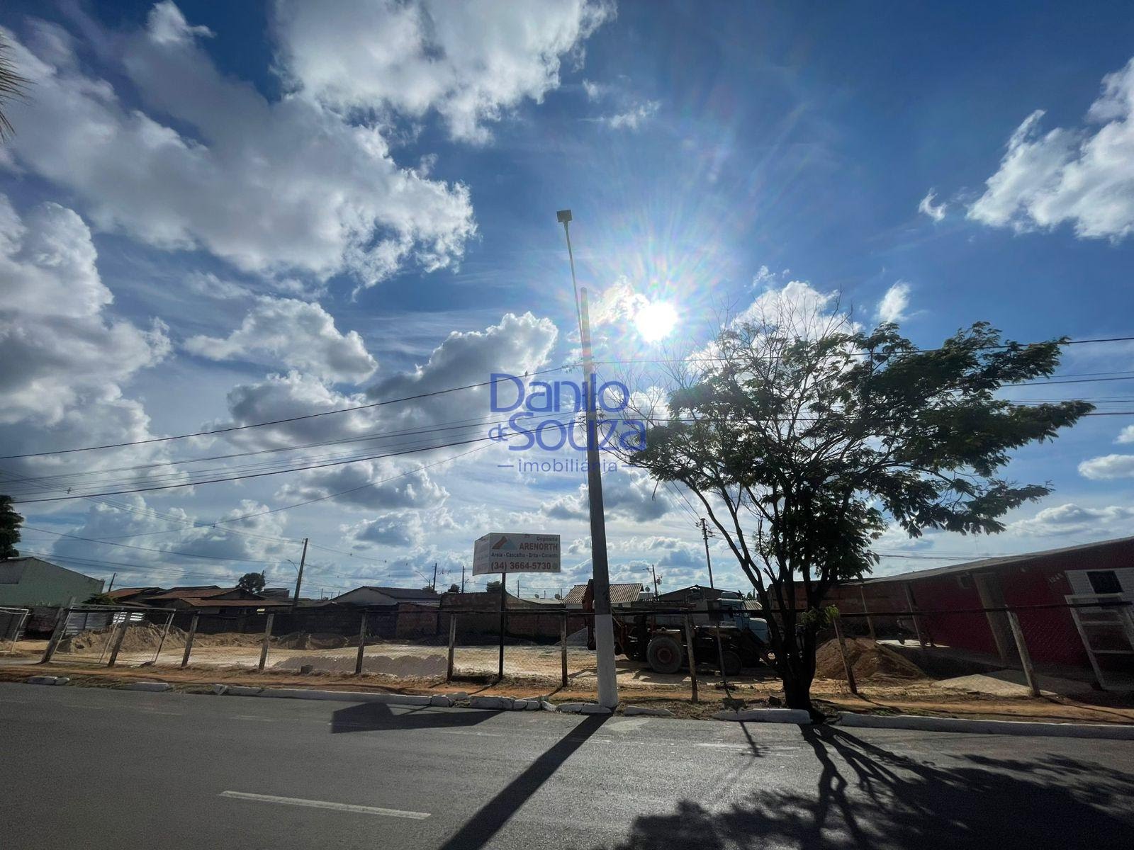 Terreno à venda com 300m² de terreno no Ana Antônia, Araxá (MG) — foto 2 de 7