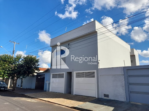 Sobrado em Jardim Kennedy  -  Jaboticabal
