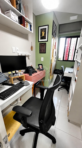 Compre Apartamento reformado de 82m² à venda na Tamarineira, Recife. 2 quartos (1 suíte), varanda gourmet e 2 vagas. Agende visita com Leicam Maciel!