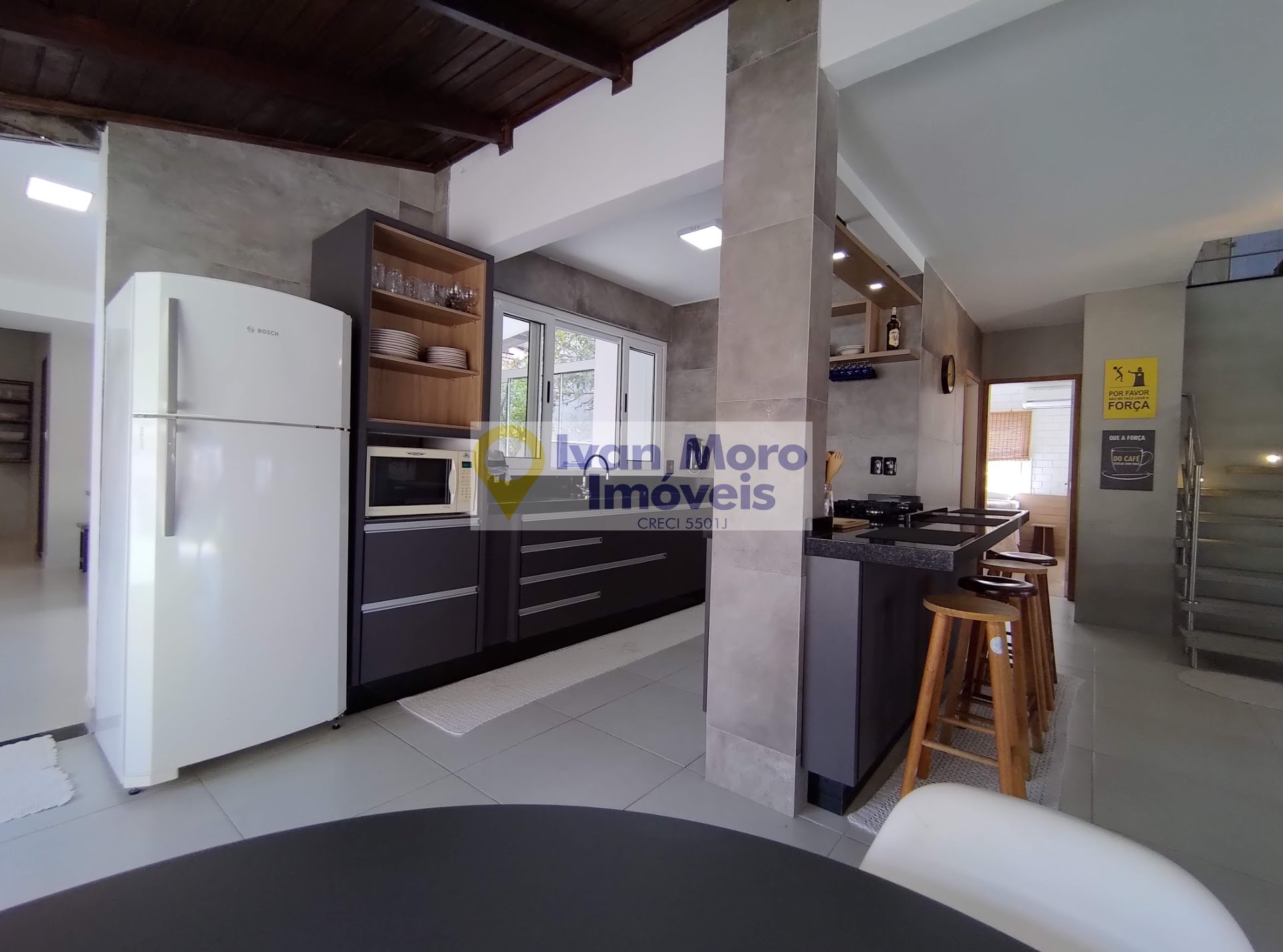 Casa para alugar com 4 quartos, 1 suíte, 4 vagas e 250m² no Daniela, Florianópolis (SC) — foto 19 de 30