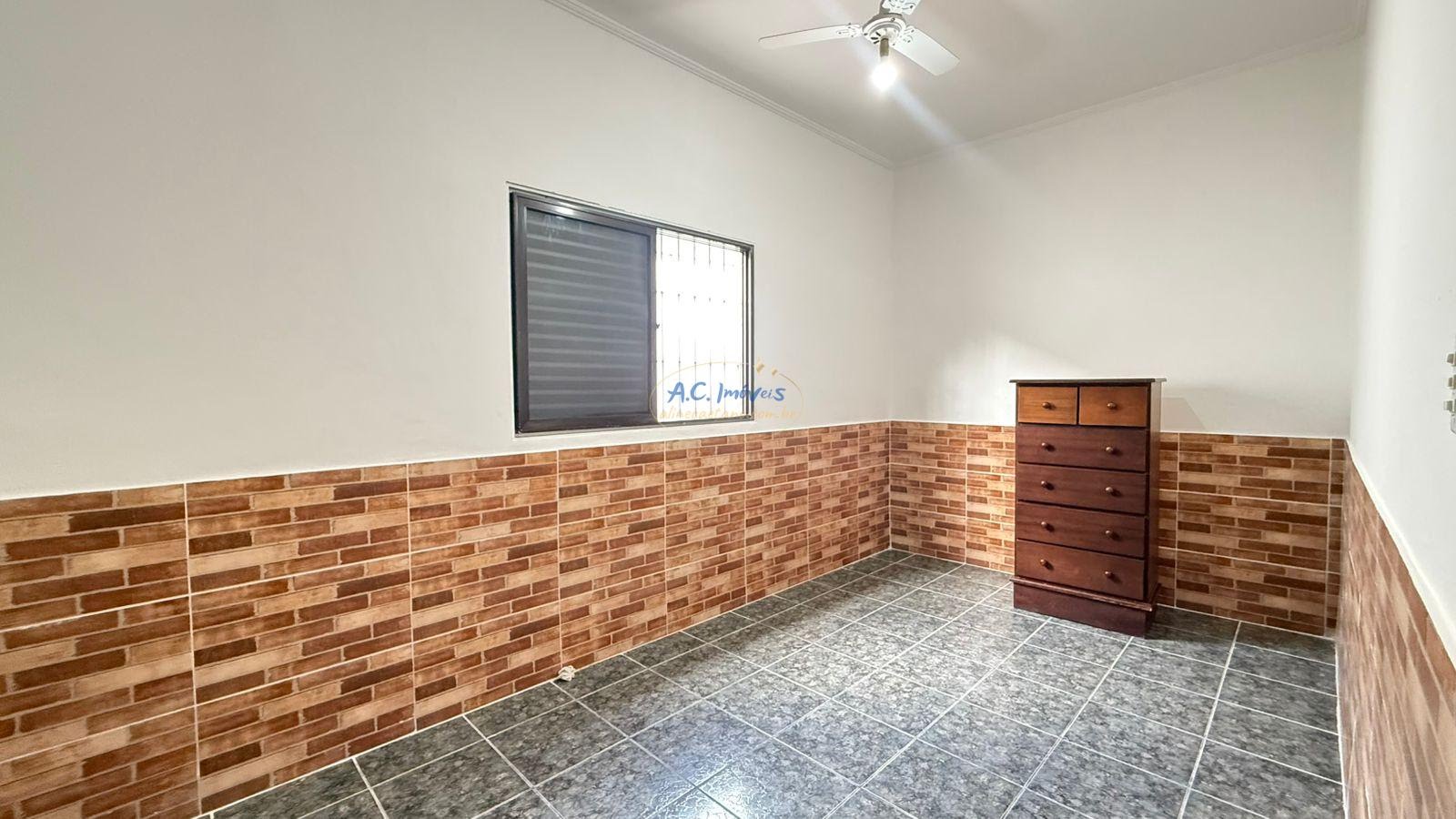 Casa à venda com 2 quartos, 1 suíte, 2 vagas e 70m² no Cidade Ocian, Praia Grande (SP) — foto 16 de 28
