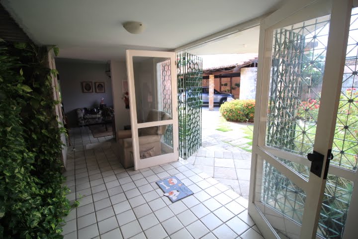 Casa à venda com 5 quartos, 2 suítes, 10 vagas e 245m² no Água Fria, Recife (PE) — foto 11 de 29