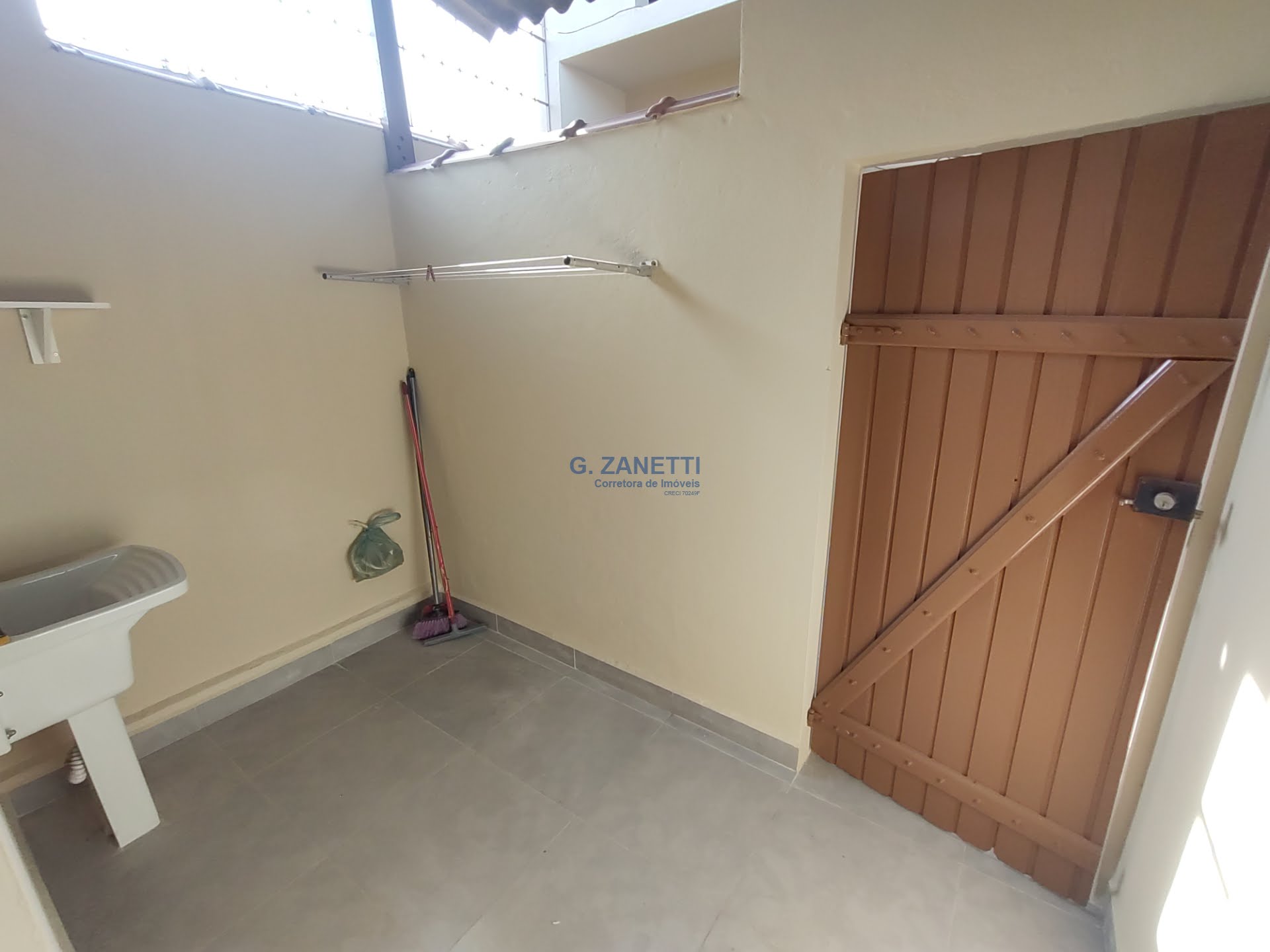 Casa, 5 quartos, 30 m² - Foto 11
