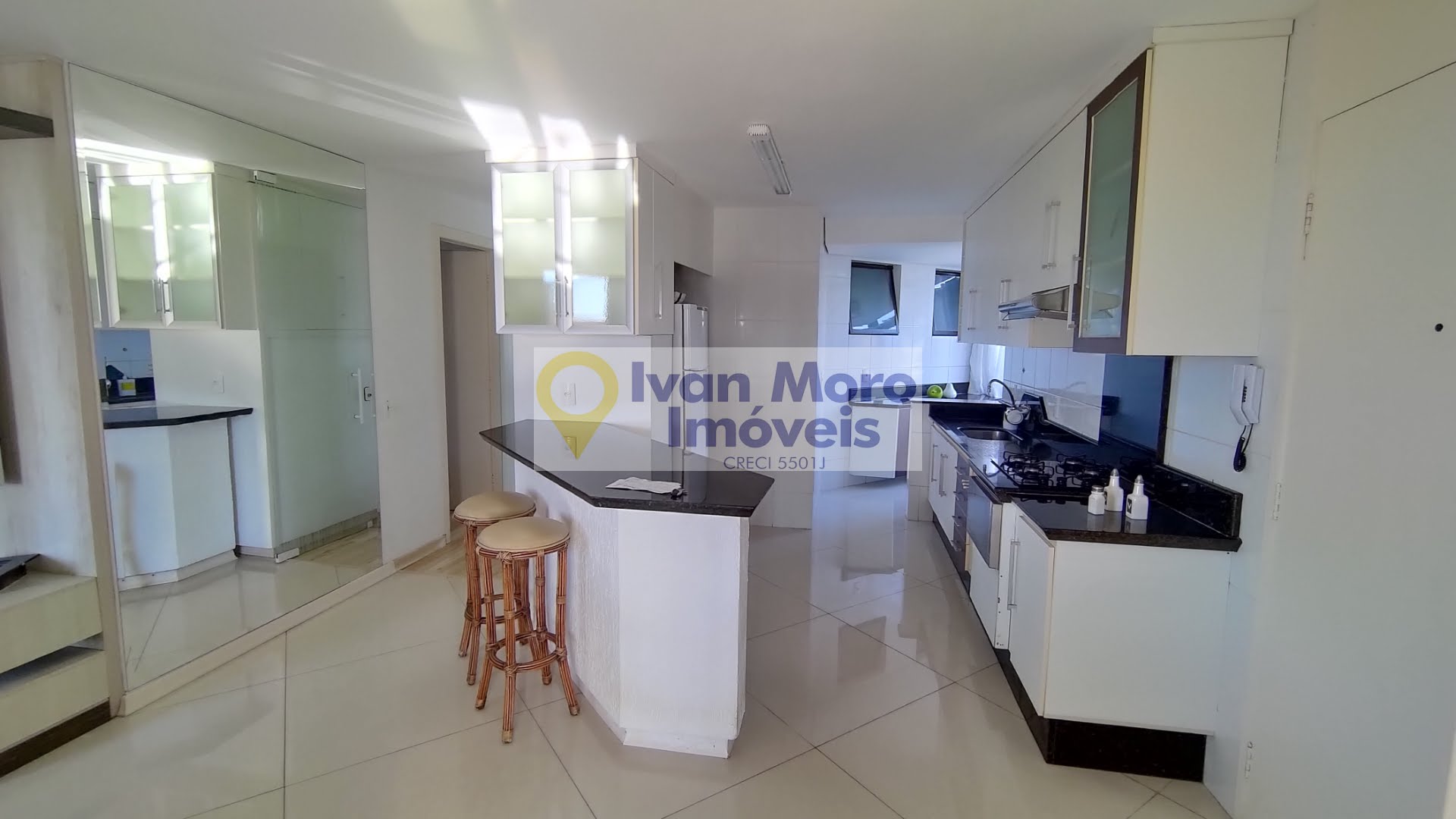 Cobertura à venda com 3 quartos, 1 suíte, 3 vagas e 231m² no Canasvieiras, Florianópolis (SC) — foto 24 de 30