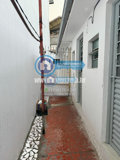 Casa de renda ao lado do Metrô em Parada Inglesa  -  São Paulo