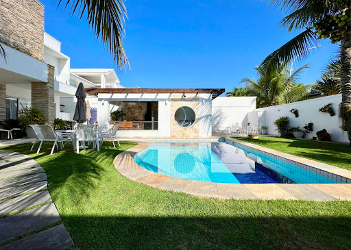 Piscina da casa à venda no Quintas do Rio