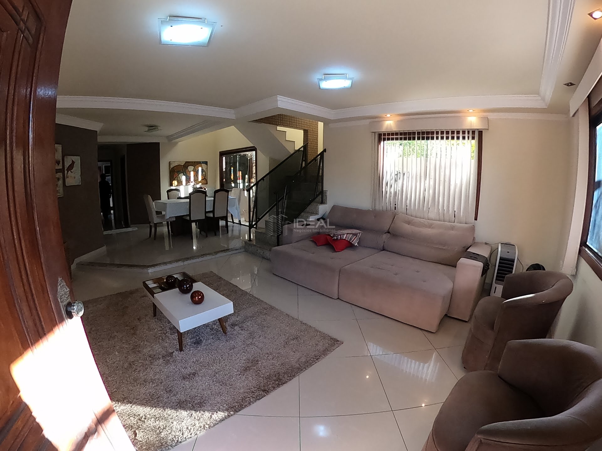 Casa duplex de 3 quartos para venda no Jardim das Acácias - Campos dos Goytacazes, RJ