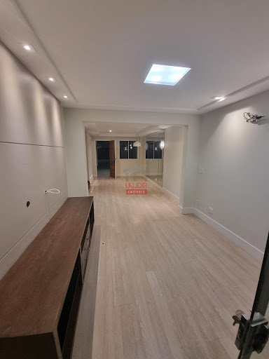 Excelente casa reformada no Condomínio Aldeia das Laranjeiras