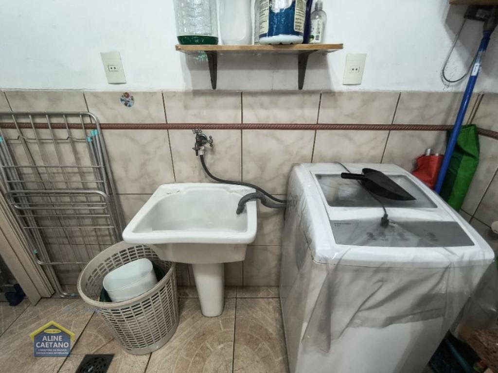 Casa à venda com 2 quartos, 1 suíte, 2 vagas e 130m² no Guilhermina, Praia Grande (SP) — foto 19 de 30