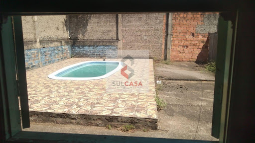 Casa à venda em Jardim Fiuza, Viamão: 2 dormitórios, 42m², 1 banheiro, por R$150.000. Oportunidade única!
