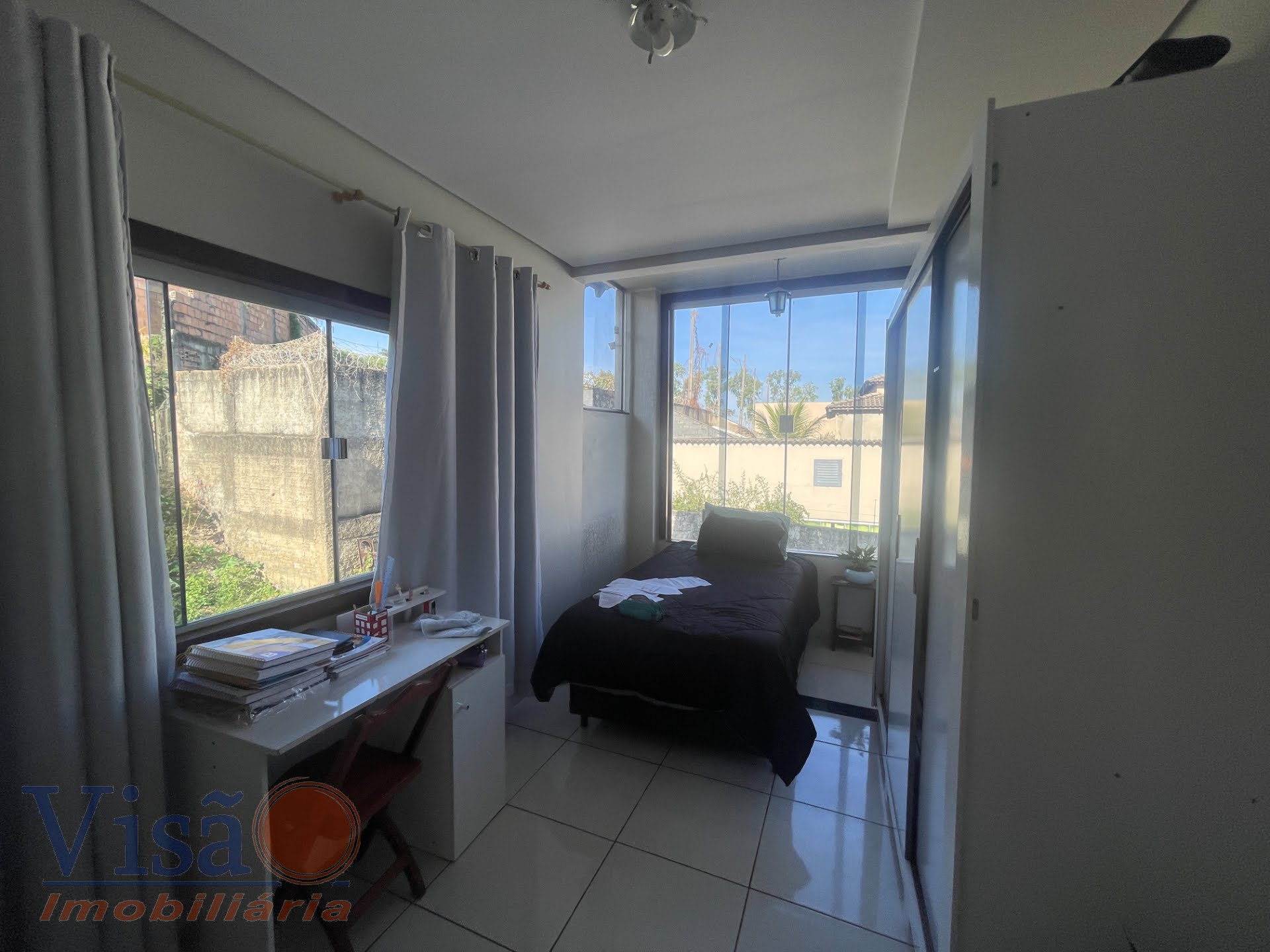Casa à venda com 4 quartos, 1 suíte, 3 vagas e 200m² no Santa Lucia, Paracatu (MG) — foto 21 de 25