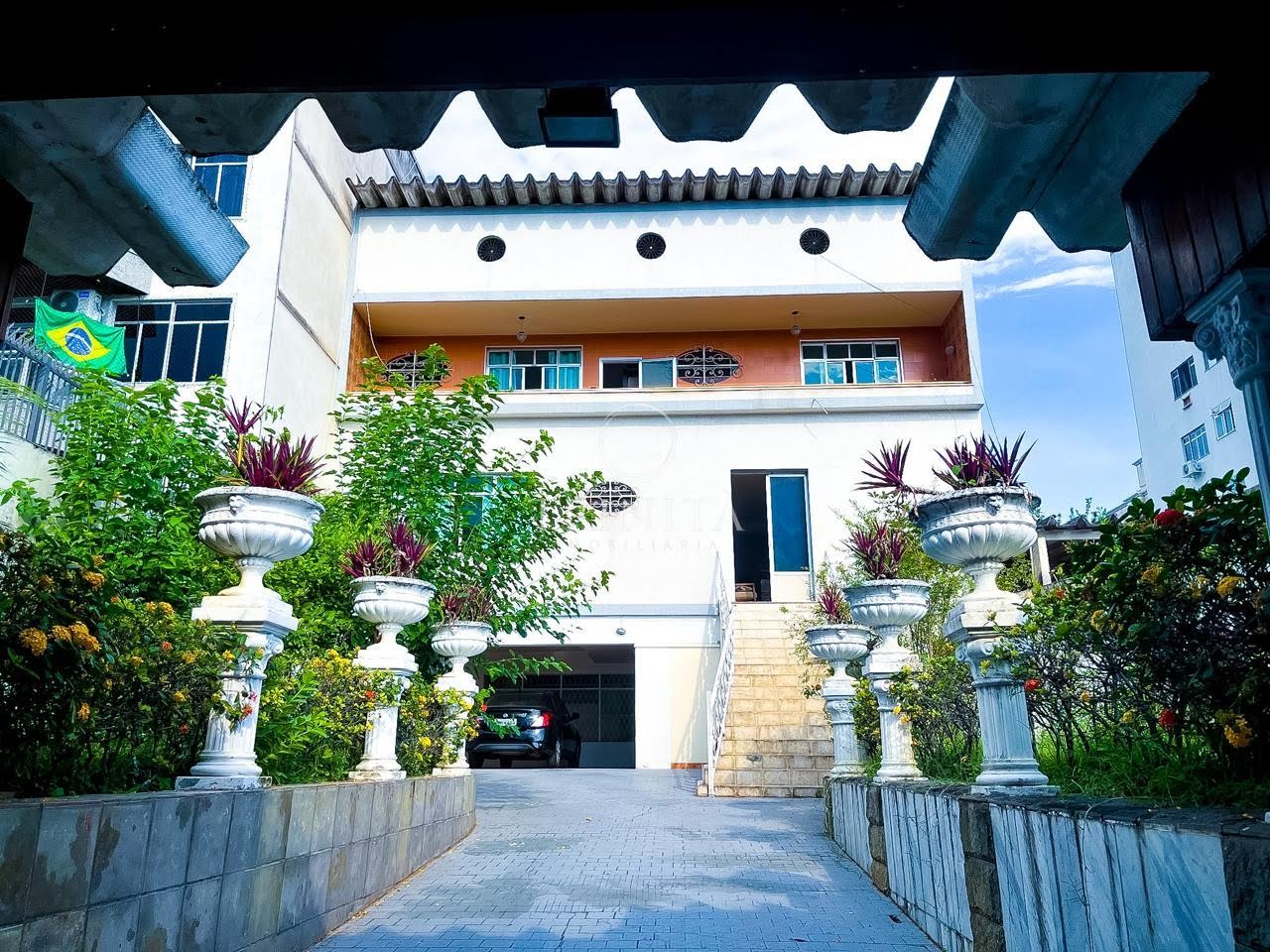 fachada-trinitaimobiliaria-recreio