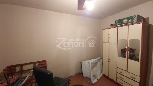 Casa em Jardim Brasil  -  Adamantina