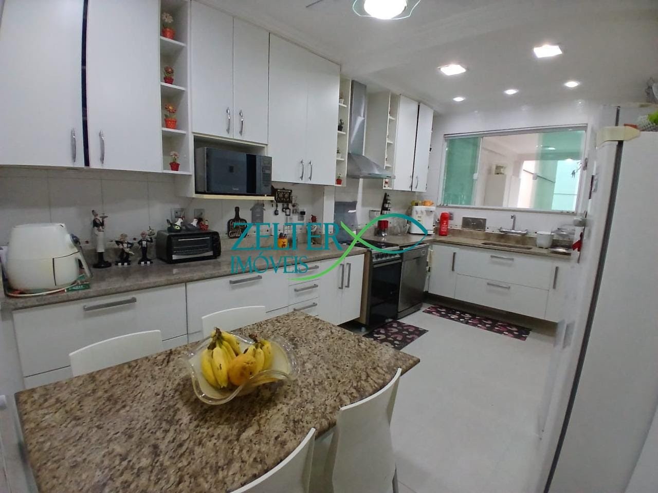 Casa à venda com 5 quartos, 2 suítes, 13 vagas e 373m² no Vila da Penha, Rio de Janeiro (RJ) — foto 18 de 29