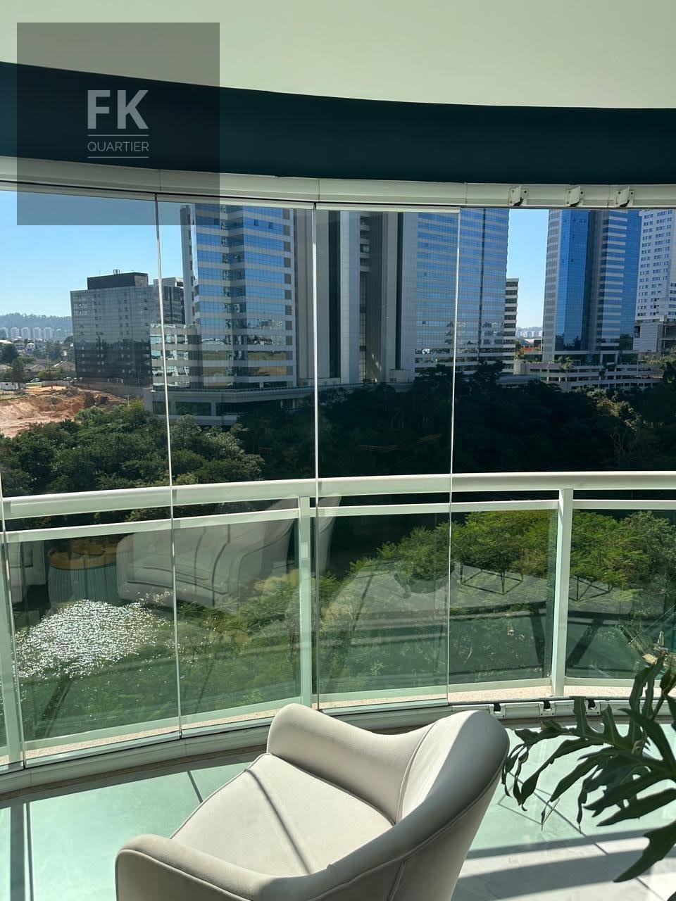Apartamento à venda com 4 quartos, 4 suítes, 4 vagas e 260m² no Alphaville Empresarial, Barueri (SP) — foto 6 de 23