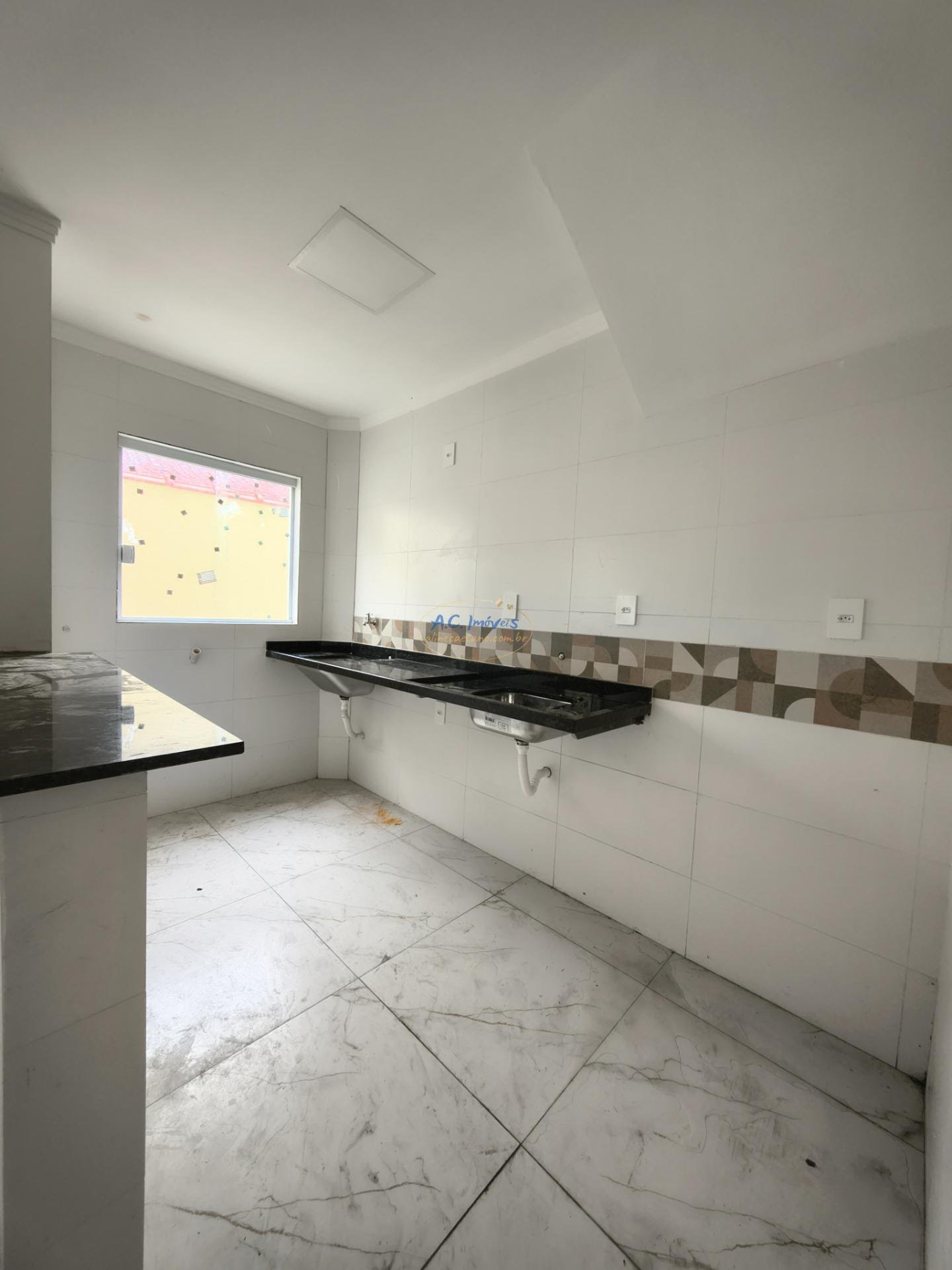 Casa à venda com 2 quartos, 1 banheiro, 1 vaga e 37m² no Jardim Melvi, Praia Grande (SP) — foto 7 de 10