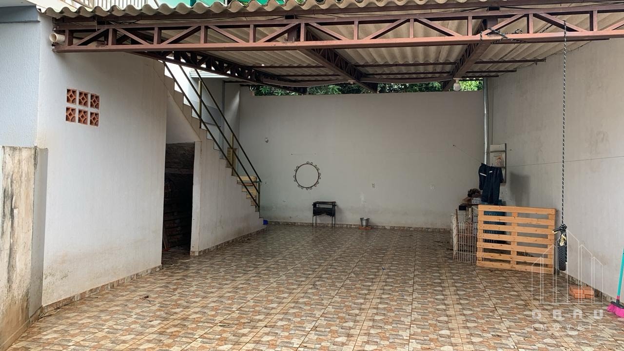 Casa no Jardim America  -  Foz do Iguaçu