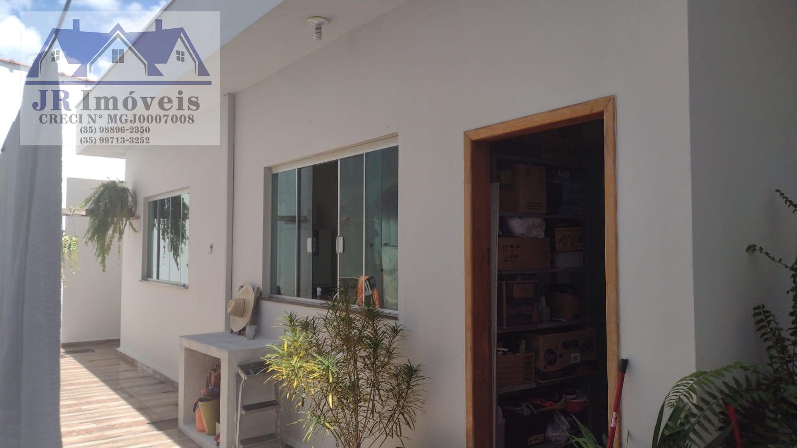 Casa à venda com 2 quartos, 1 suíte, 2 vagas e 300m² no Bairro Laje, Piranguinho (MG) — foto 7 de 25
