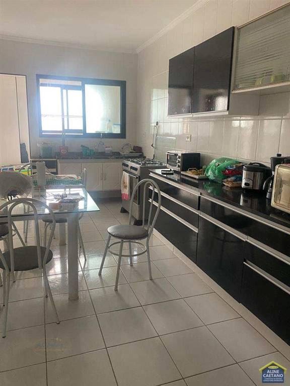 Cobertura à venda com 3 quartos, 3 suítes, 3 vagas e 200m² no Vila Tupi, Praia Grande (SP) — foto 9 de 29